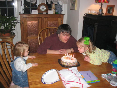 2006_03_18 Cate and Jane help Aunt Katie out at her fake-out party.jpg